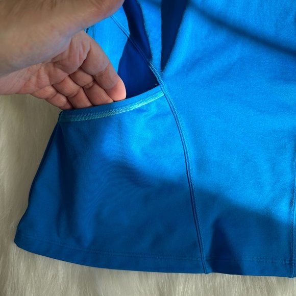 Athleta Blue Racerback Tank Built In Bra Athletic Running Yoga MEDIUM #138396-01 - Picture 8 of 11